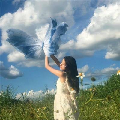 公园里的女孩
