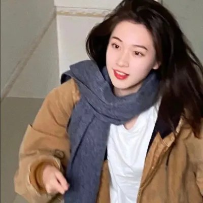 闭上眼睛活着很容易